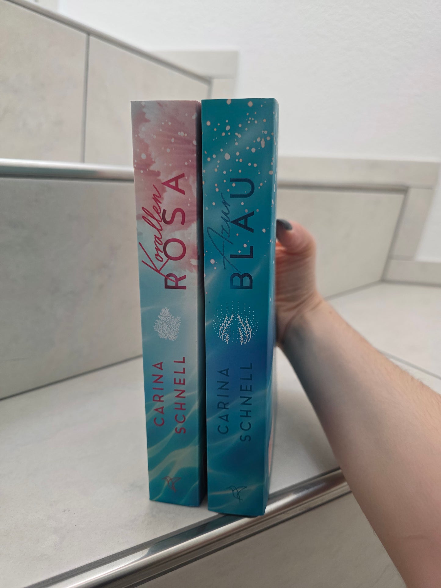 Azurblau & Korallenrosa von Carina Schnell
