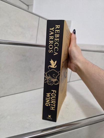 Fourth Wing by Rebecca Yarros