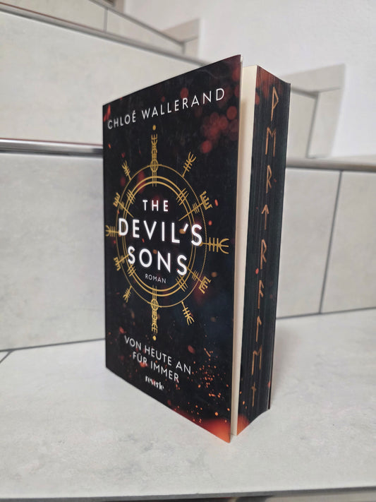 The Devil's Sons von Chloe Wallerand