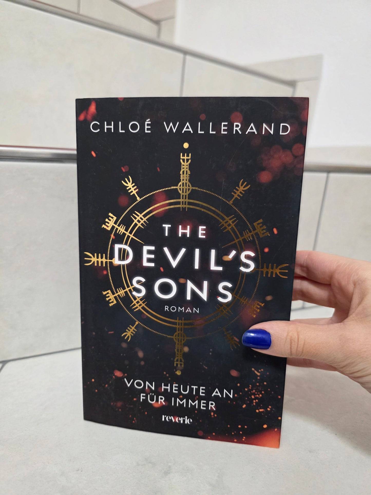 The Devil's Sons von Chloe Wallerand