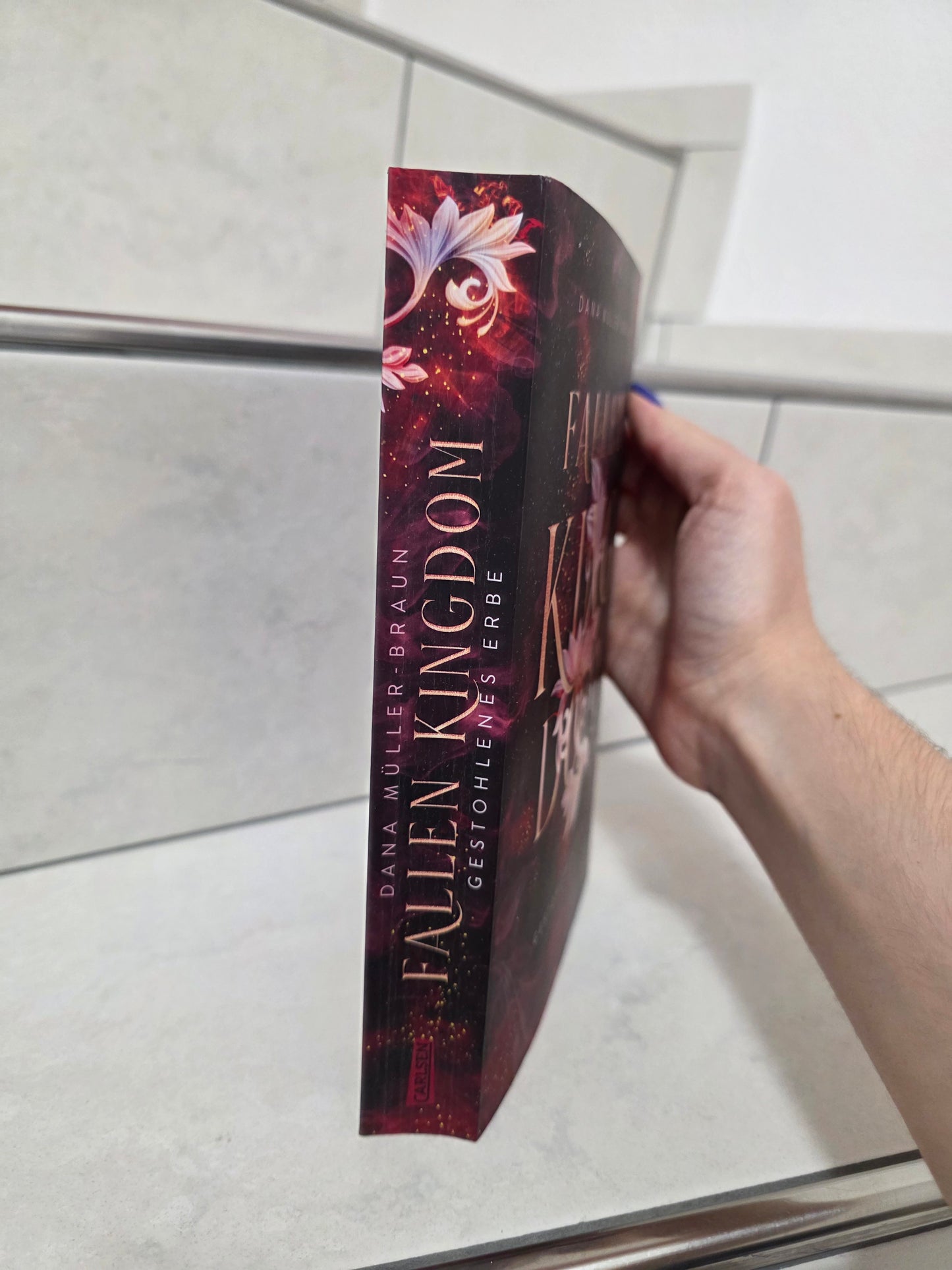 Fallen Kingdom von Dana Müller-Braun