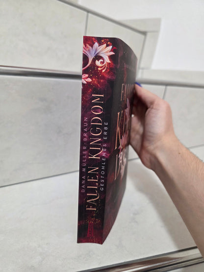 Fallen Kingdom von Dana Müller-Braun