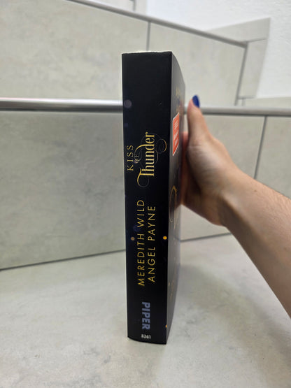 Kiss of Thunder von Meredith Wild und Angel Payne