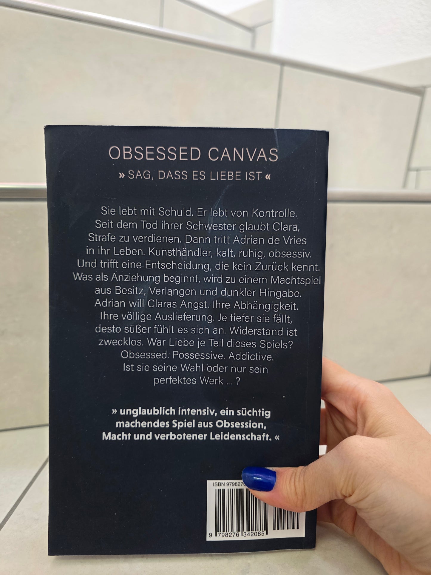 Obsessed Canvas: Sag, dass es Liebe ist von Lena Keller