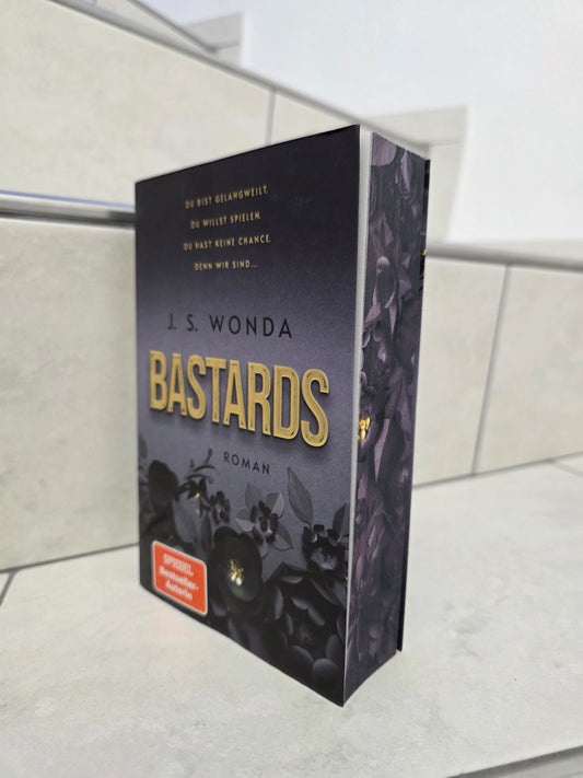 Bastards von J.S. Wonda