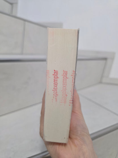 Finster ist die Nacht von Karin Salvalaggio
