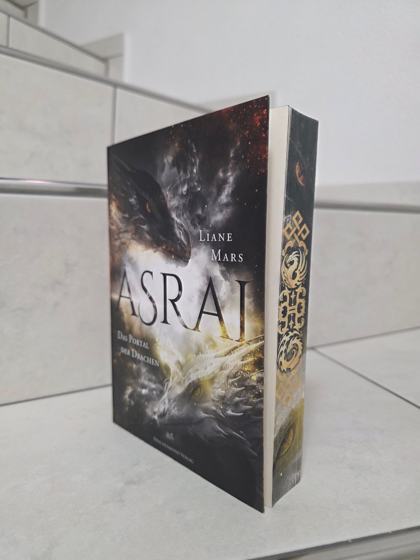 Asrai: Das Portal der Drachen von Liane Mars