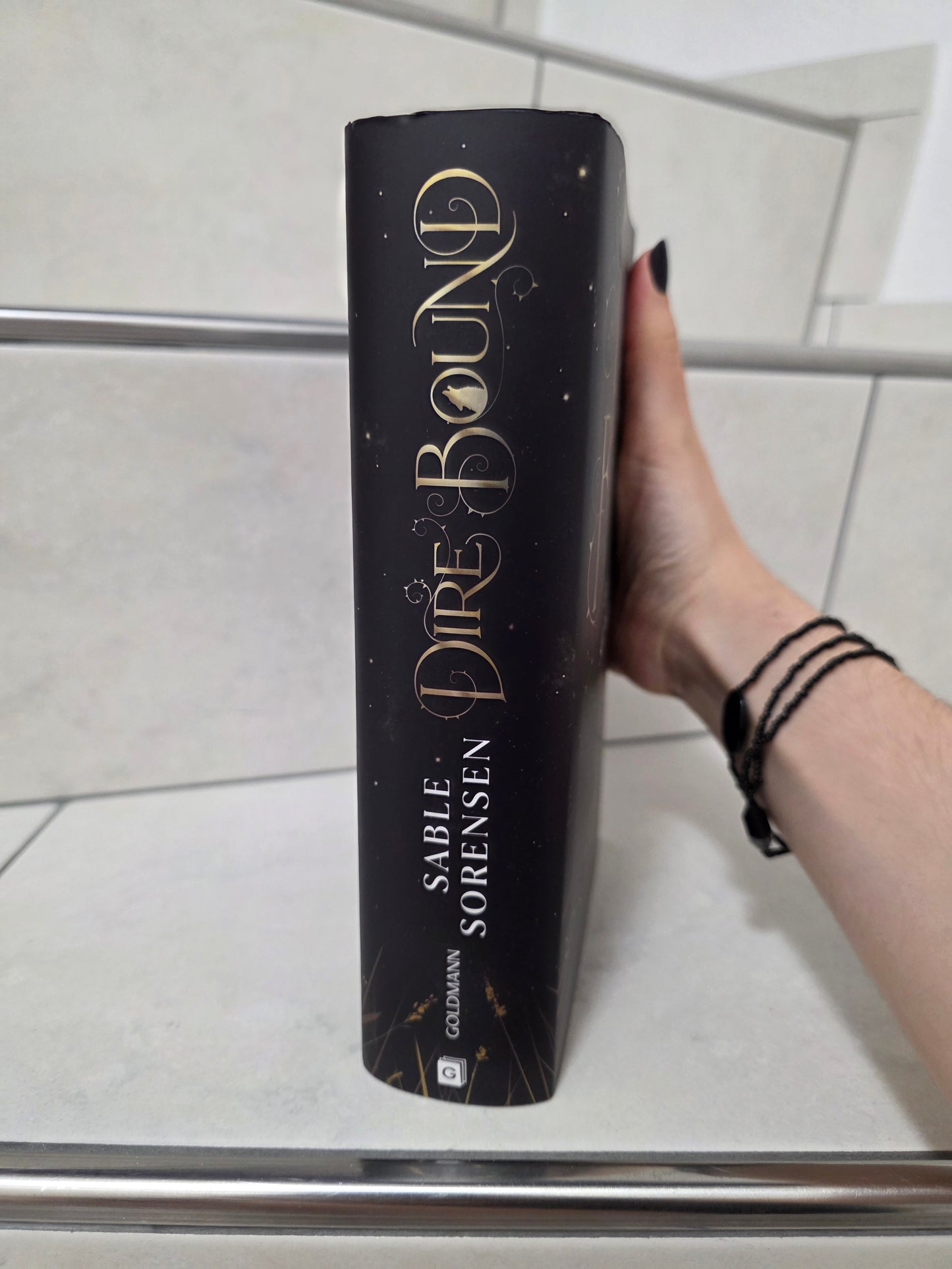 Dire Bound von Sable Sorensen