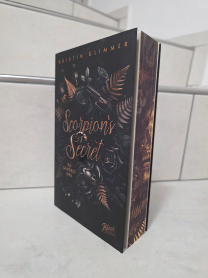 Scorpion's Secret: Du gehörst uns von Kristin Glimmer