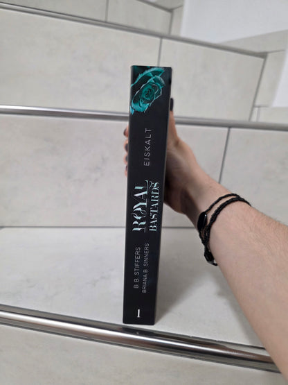 Royal Bastards: Eiskalt von B.B. Stiffers & Briana B. Sinners