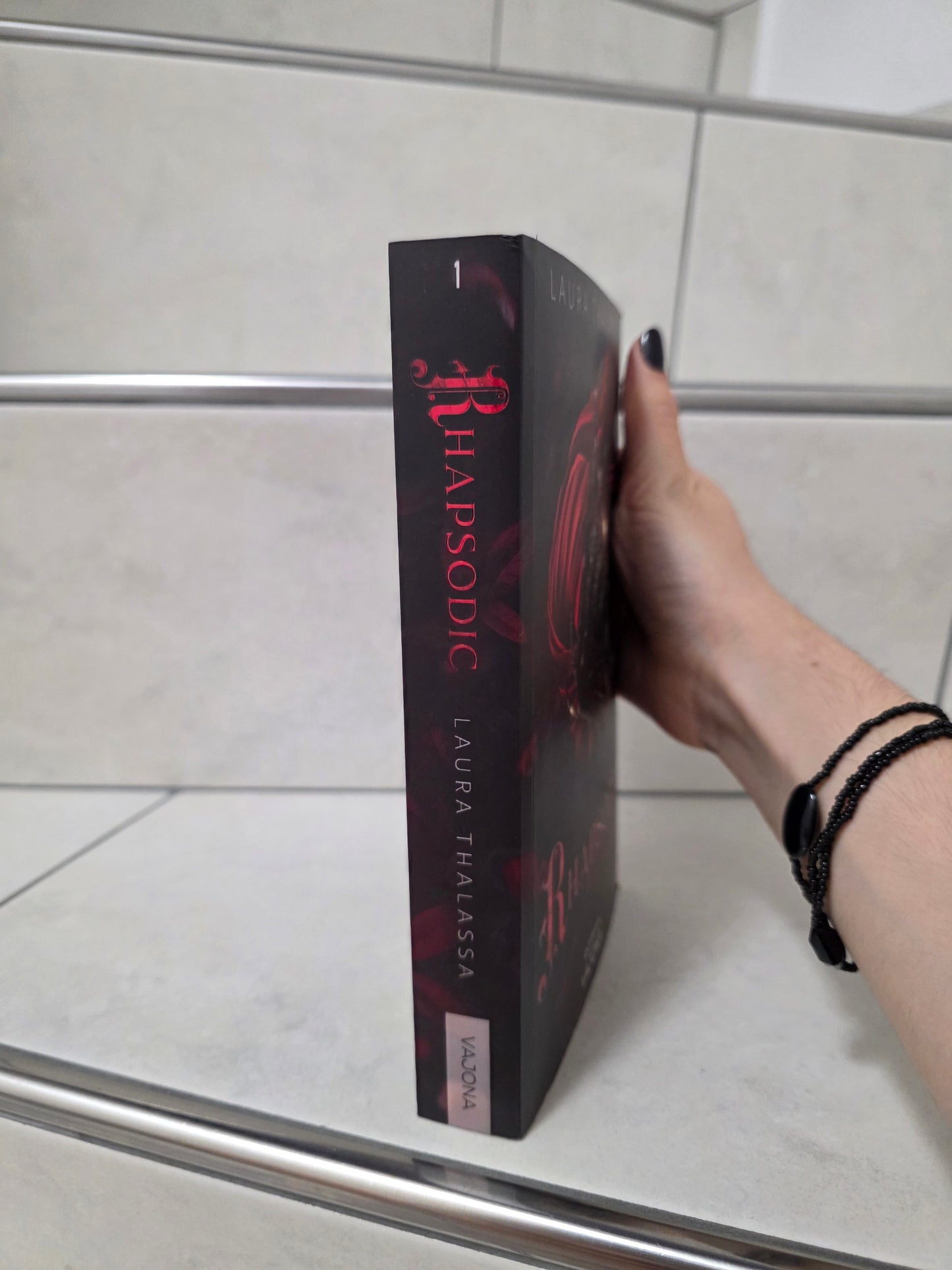 Rhapsodic von Laura Thalassa