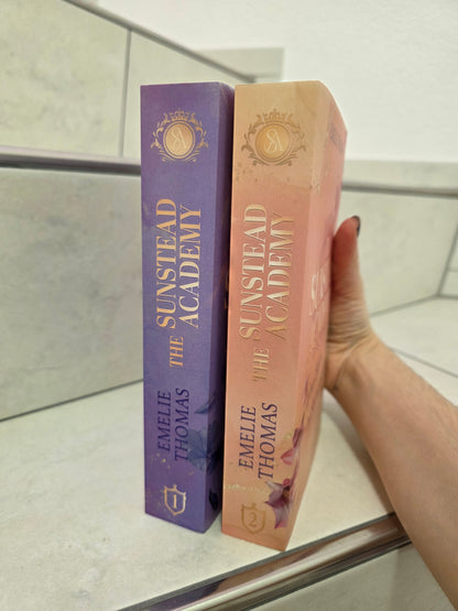The Sunstead Academy 1&2 von Emelia Thomas