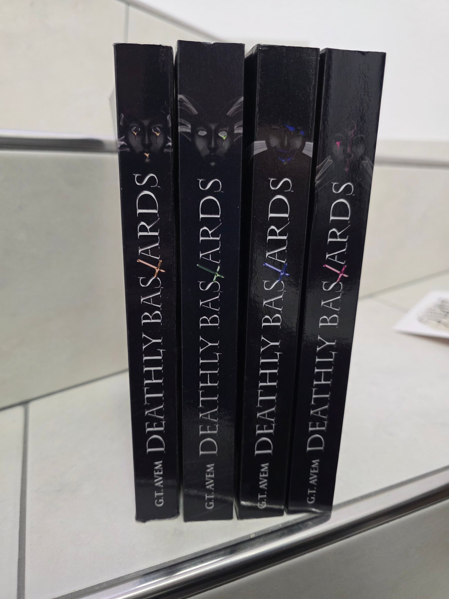 Deathly Bastards 1-4 von G.T. Avem