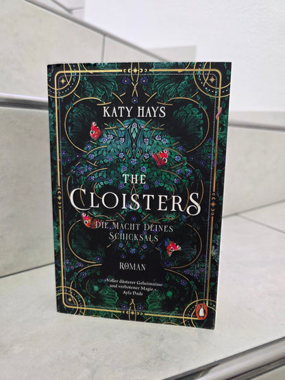 The Cloisters: Die Macht deines Schicksals von Katy Hays