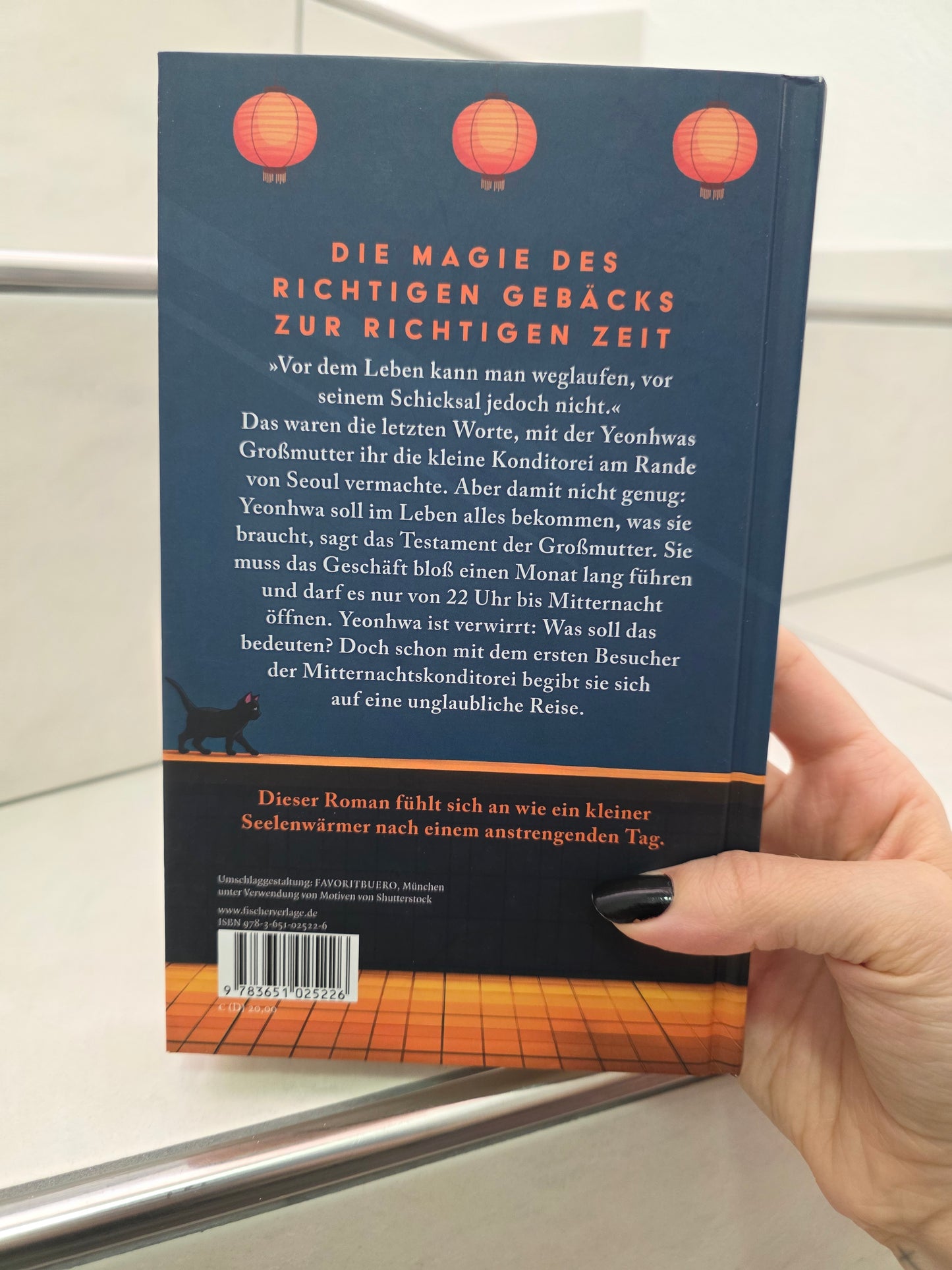 Kleine Wunder in der Mitternachtskonditorei von Lee Onhwa