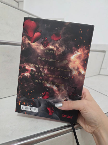 Six Scorched Roses von Carrisa Broadbent