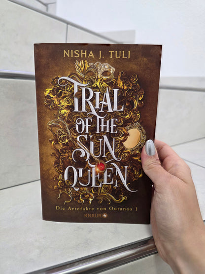 Trial of the Sun Queen von Nisha J. Tuli