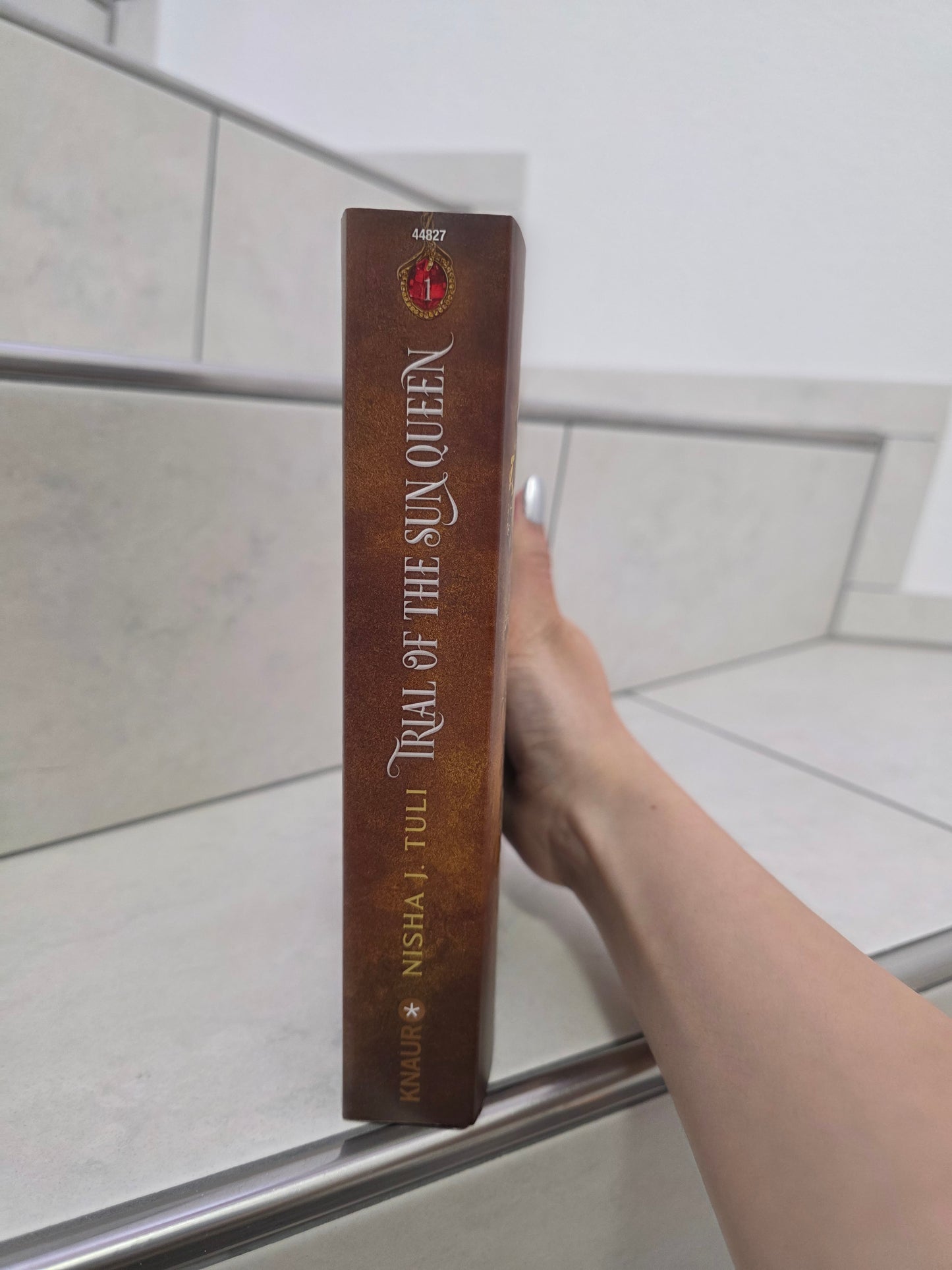 Trial of the Sun Queen von Nisha J. Tuli