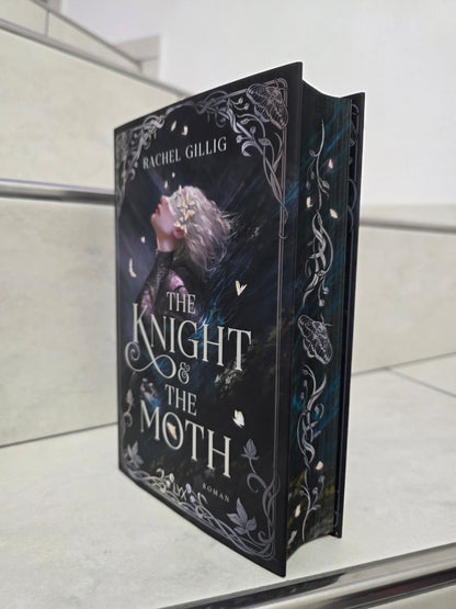 The Knight & the Moth von Rachel Gillig