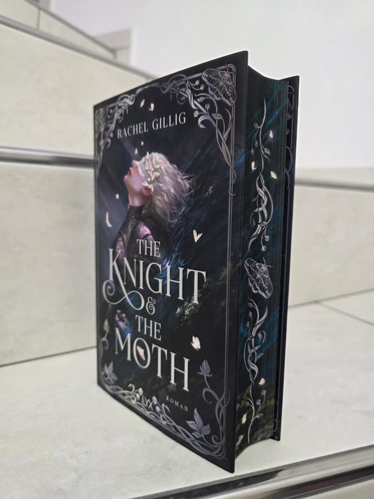 The Knight & the Moth von Rachel Gillig