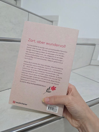 Mit Feinsinn und Hochgefühl von Christina Herr