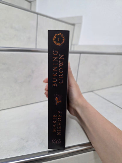 Burning Crown von Marie Niehoff