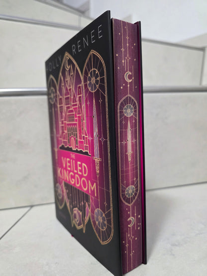 The Veiled Kingdom von Holly Renee