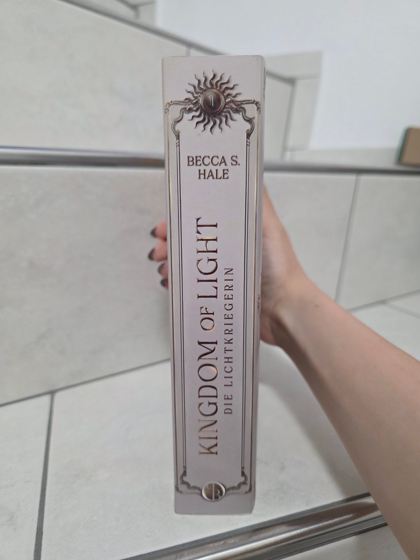 Kingdom of Light: Die Lichtkriegerin von Becca S. Hale