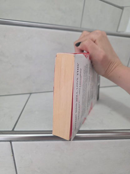 a darker shade of magic by V.E. Schwab