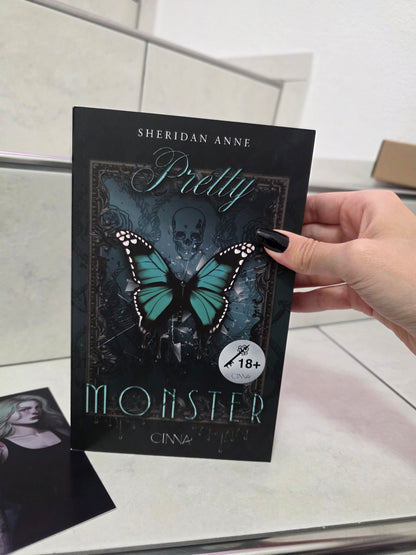Pretty Monster von Sheridan Anne