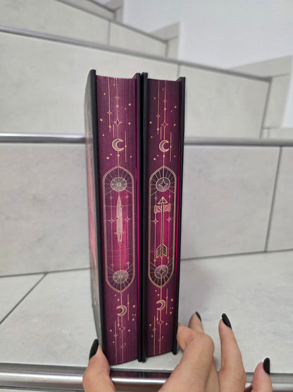 The Veiled Kingdom 1&2 von Holly Renee