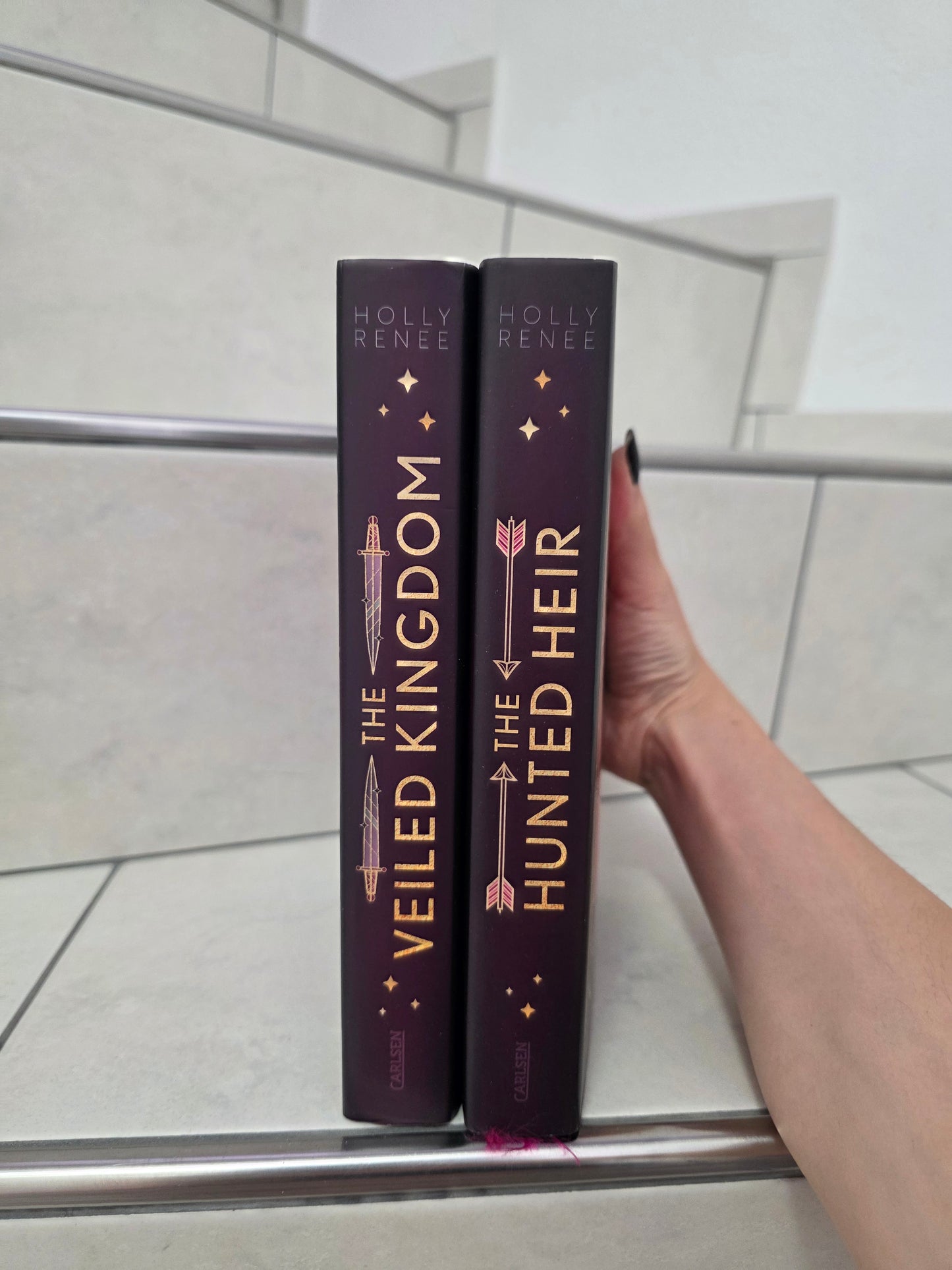 The Veiled Kingdom 1&2 von Holly Renee