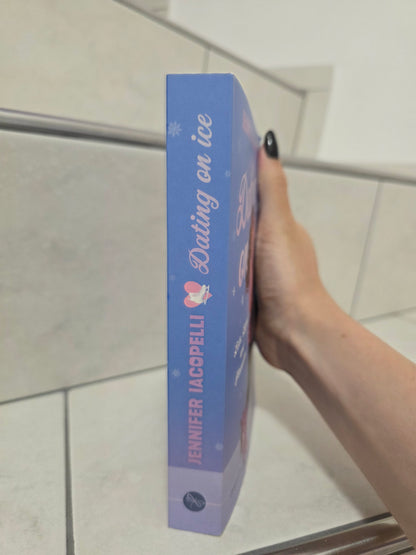 Dating On Ice von Jennifer Iacopelli