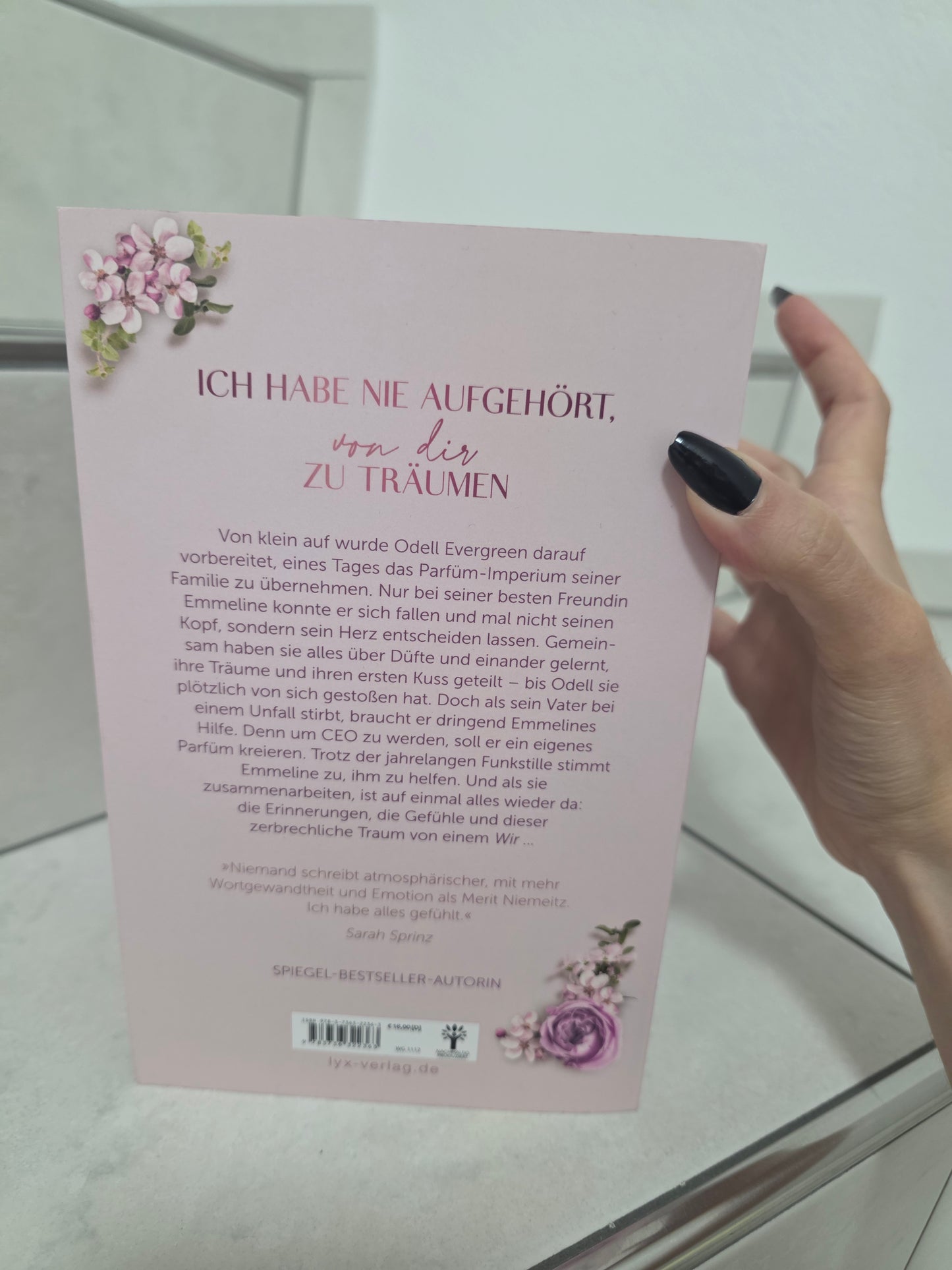 delicate dream 1-3 von Merit Niemeitz
