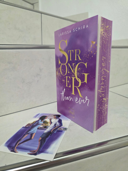 Stronger than Ever von Larissa Schira