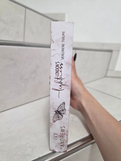 London's lightness von Ivy Andrews