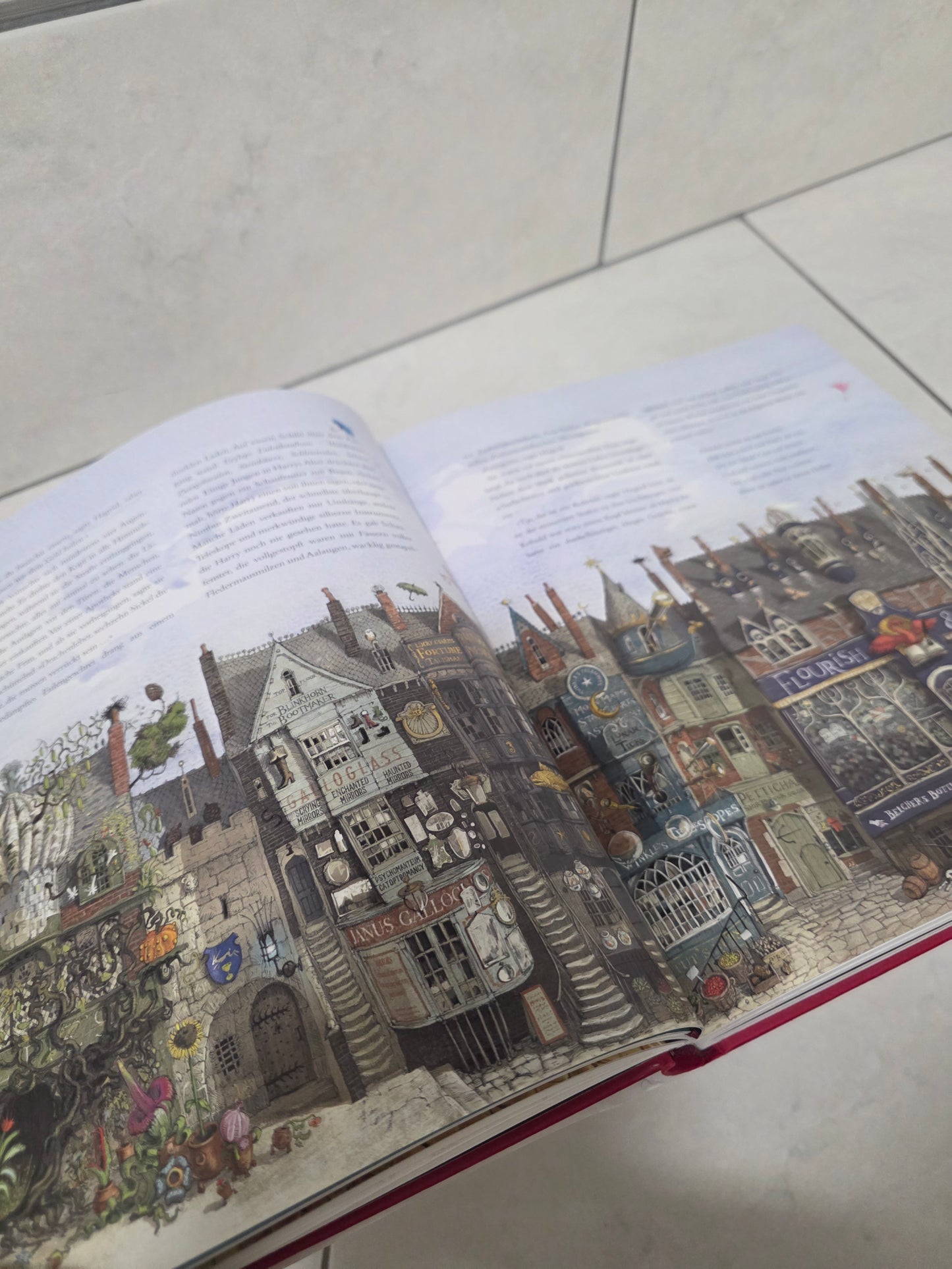 Harry Potter und der Stein der Weisen illustriert von J.K. Rowling