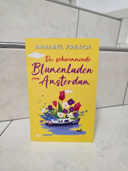Der schwimmende Blumenladen in Amsterdam von Annabel French