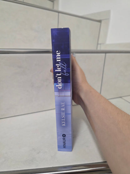 don't let me fall von Kelsie Rae