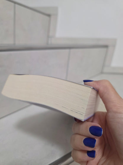 Leave Me von Amelia Cadan