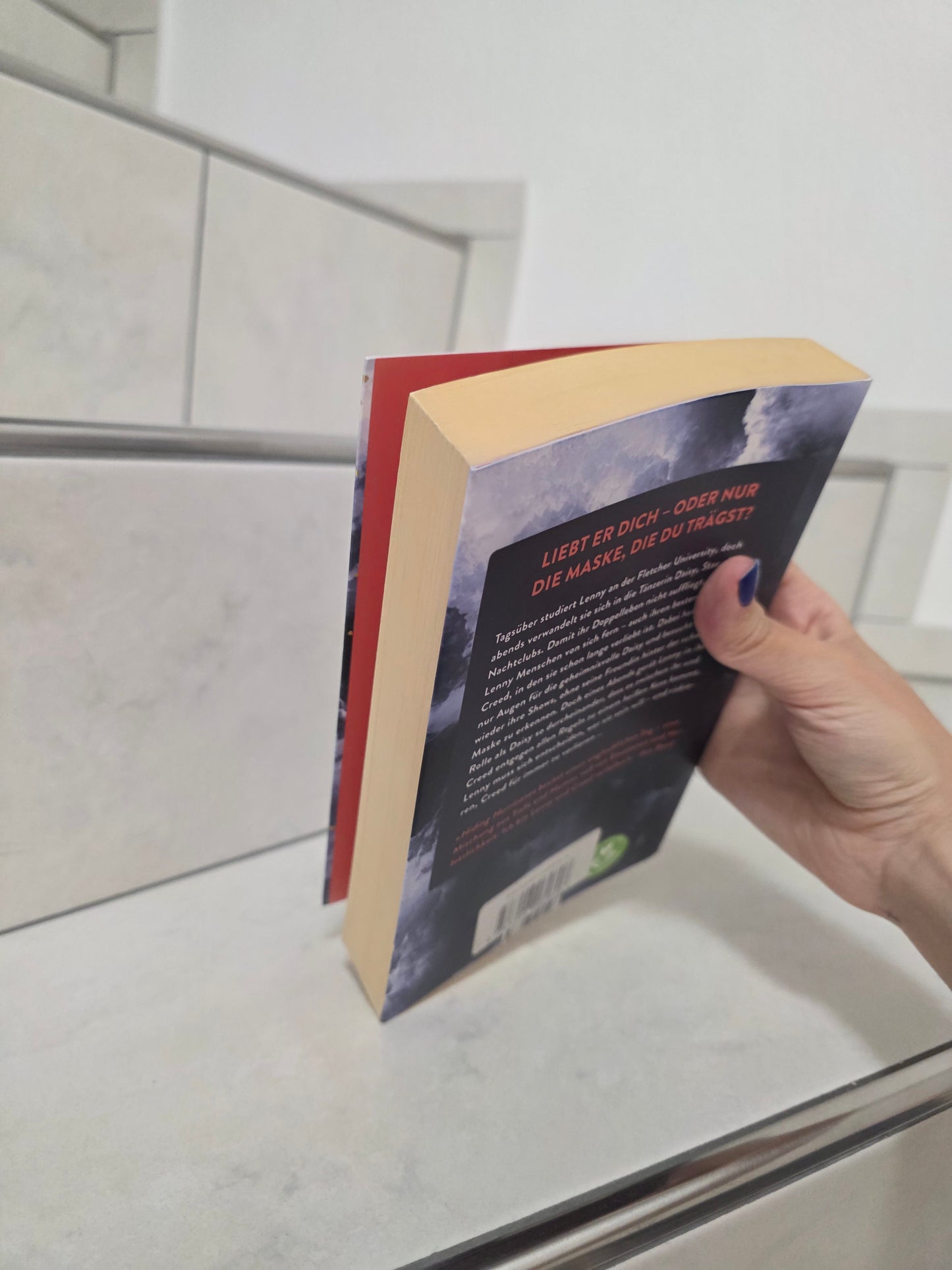Hiding Hurricanes von Tami Fischer