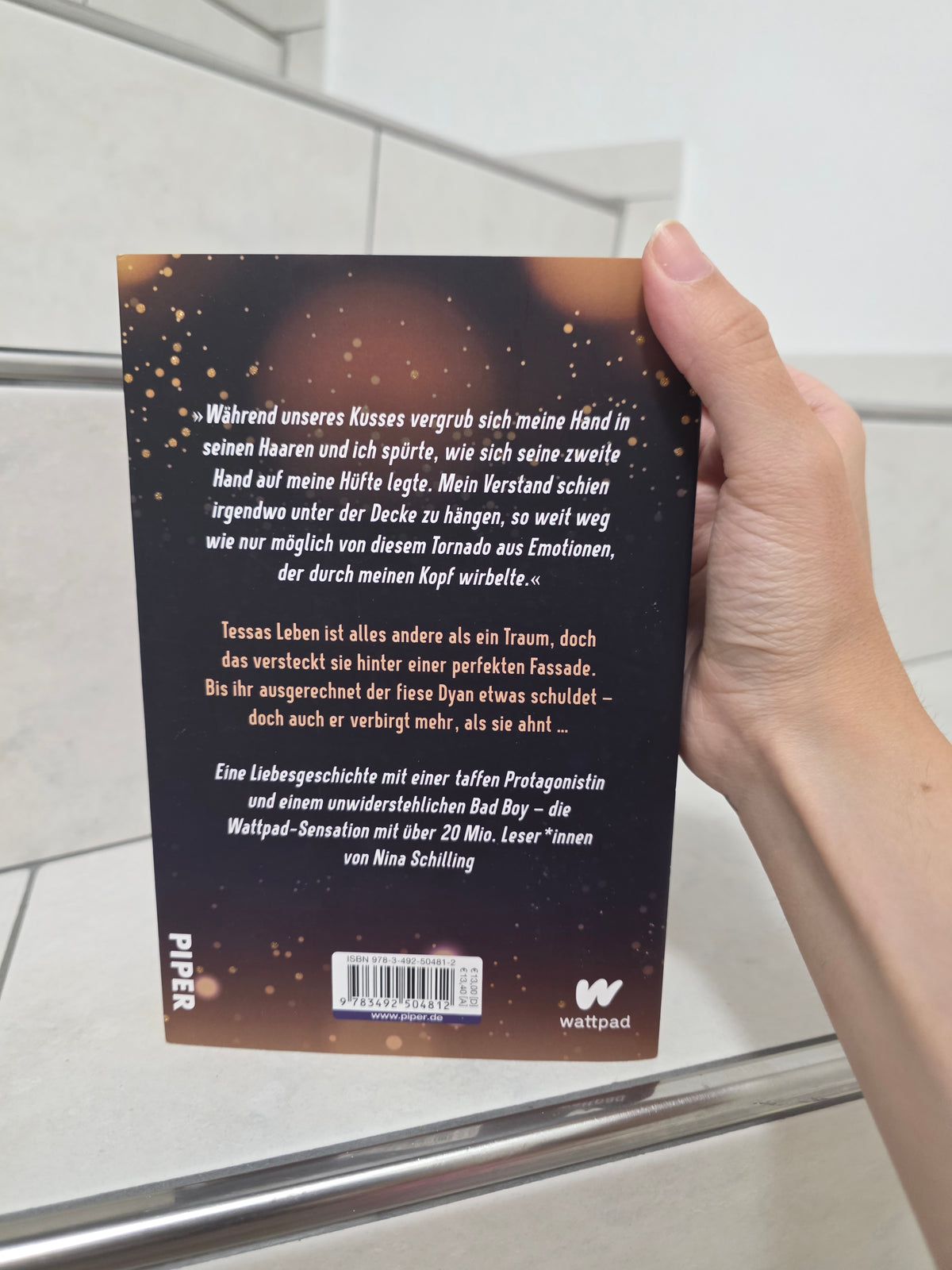 Behind Me von Nina Schilling