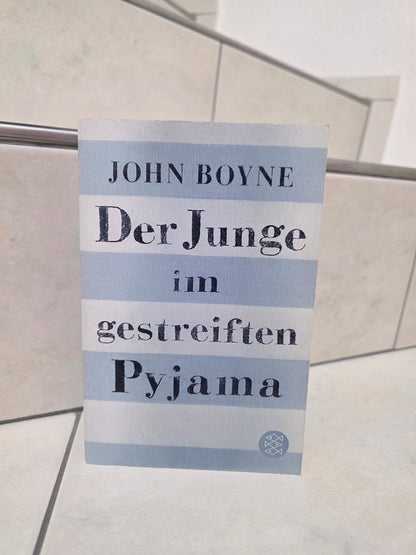 Der Junge im gestreiften Pyjama von John Boyne