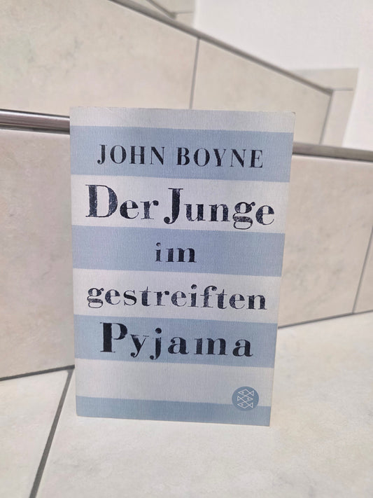 Der Junge im gestreiften Pyjama von John Boyne