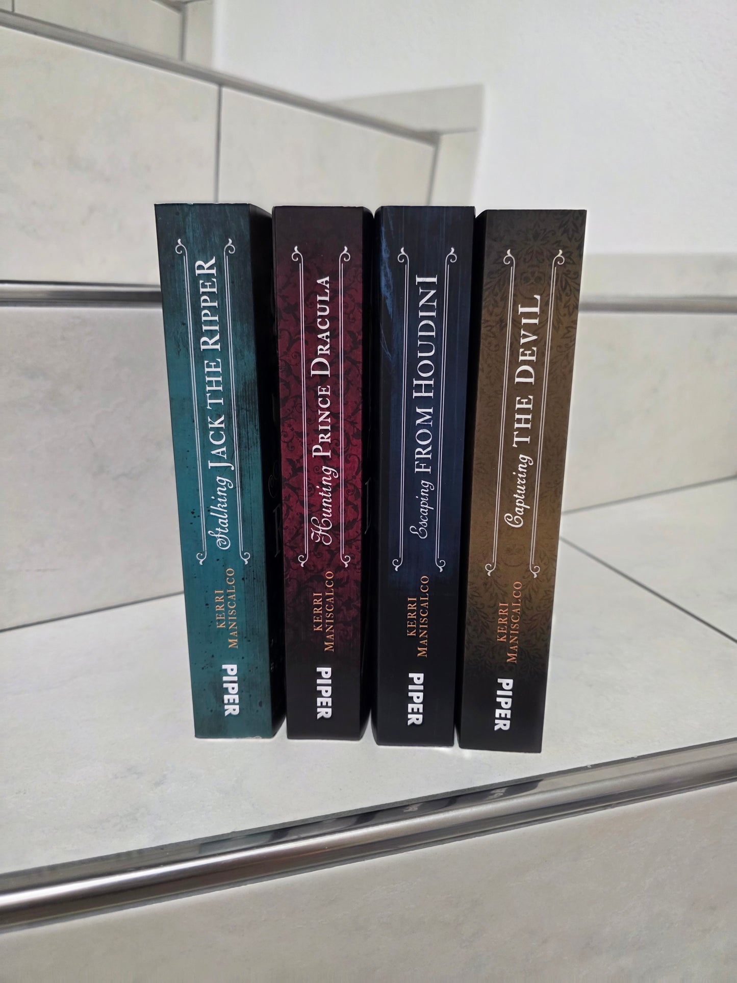 Die grausamen Fälle der Audrey Rose 1-4 von Kerri Maniscalco
