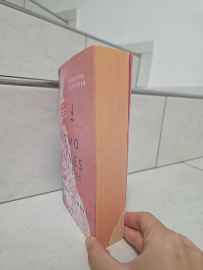 Two Lives to Rise von Kristina Moninger