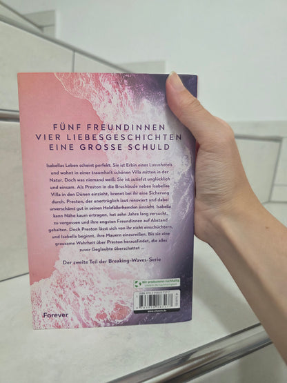Two Lives to Rise von Kristina Moninger