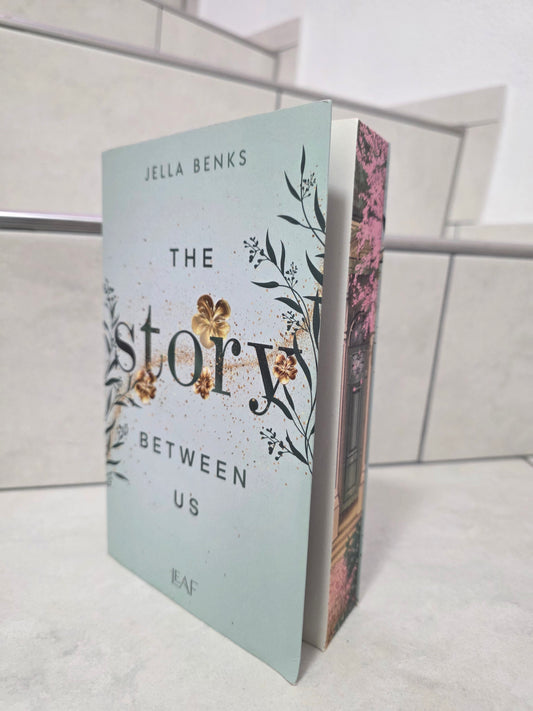 The Story Between us von Jella Banks