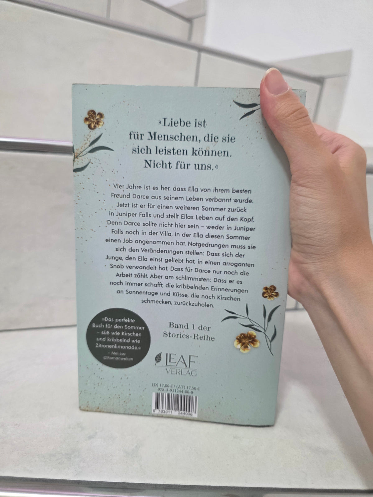The Story Between us von Jella Banks