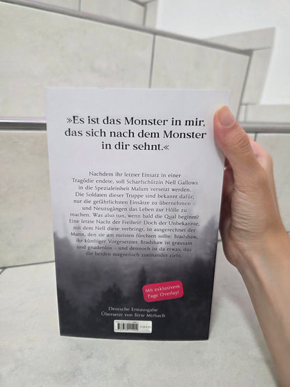 Leave Me Behind 1&2 von K.M. Moronova